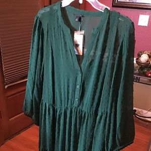 TORRID Green dress size 2. Dress has pockets NWT